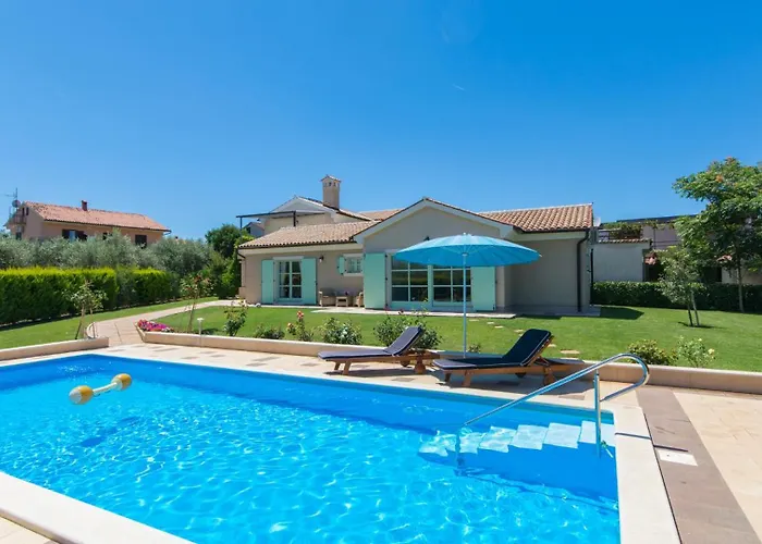 Beautiful Judita With Pool In Tar Villa Tar-Vabriga
